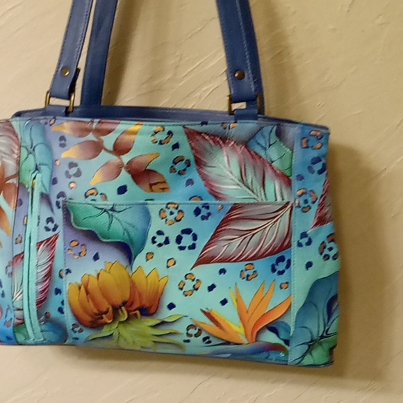 Handbag - Picture 11 of 12